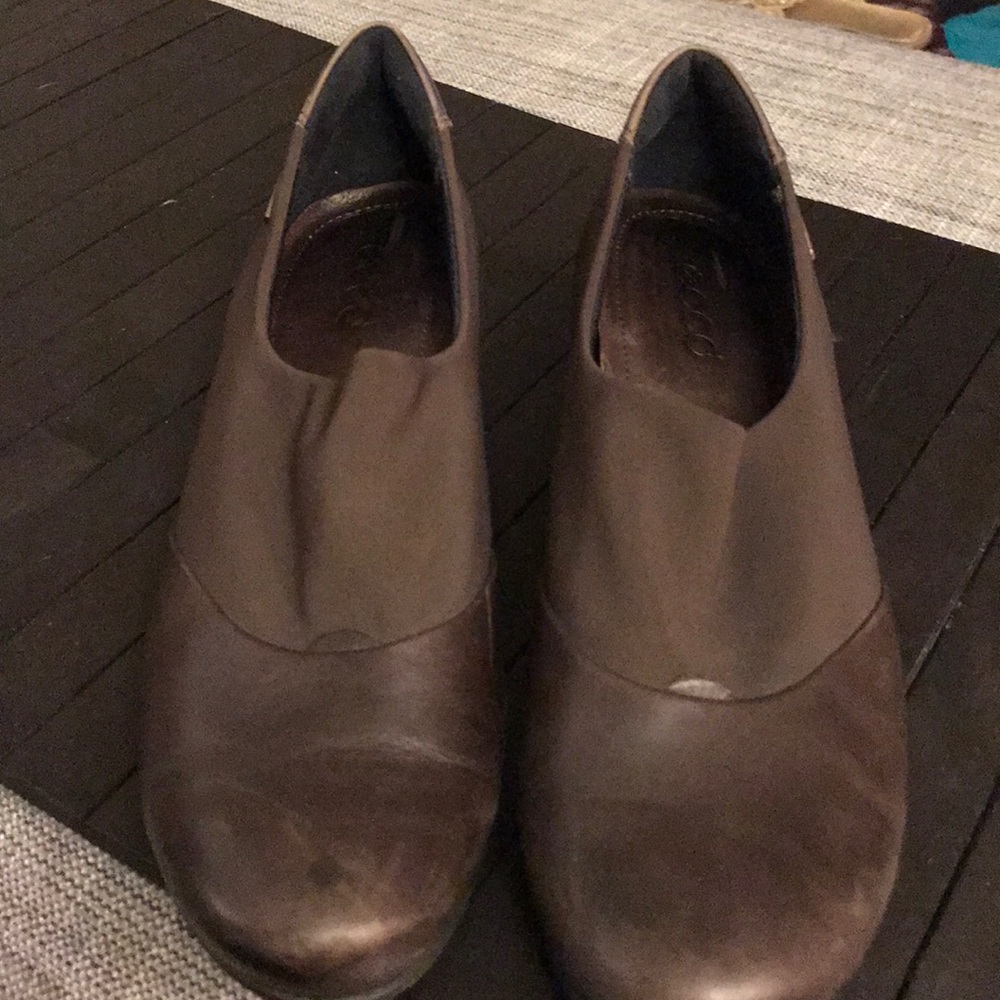 Brown heels